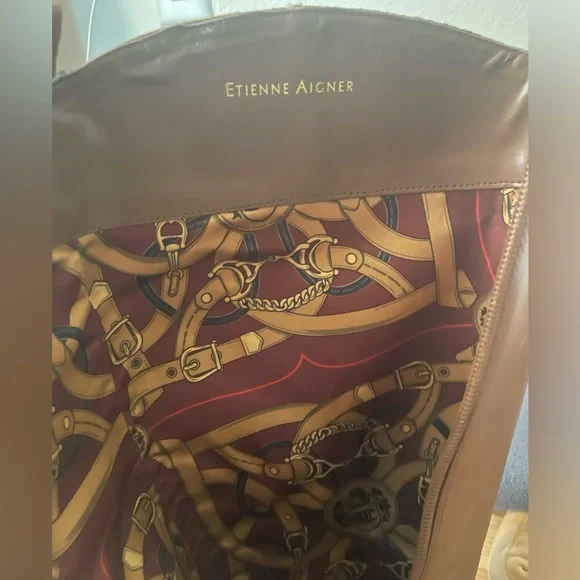 Etienne Aigner brown boots. Great condition. Size 9.5 - Picture 9 of 9